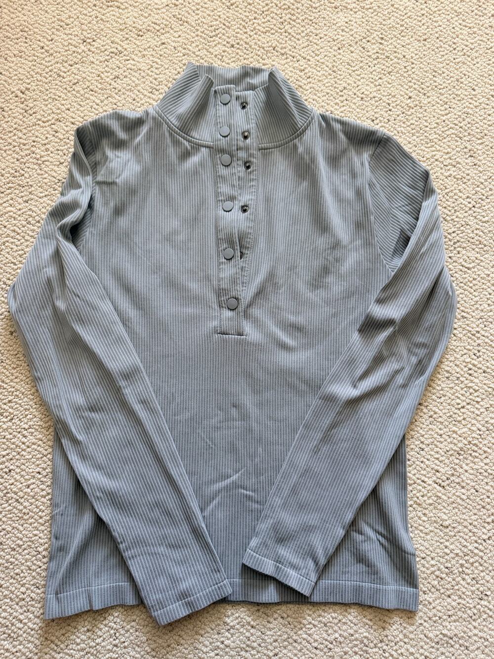 Athleta Flurry Seamless Henley Pullover Top Womens L Long Sleeve Mock Neck Blue